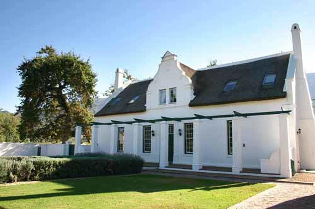 Basse Provence Country House Bed & Breakfast Franschhoek Bagian luar foto