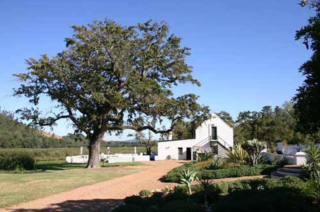 Basse Provence Country House Bed & Breakfast Franschhoek Bagian luar foto