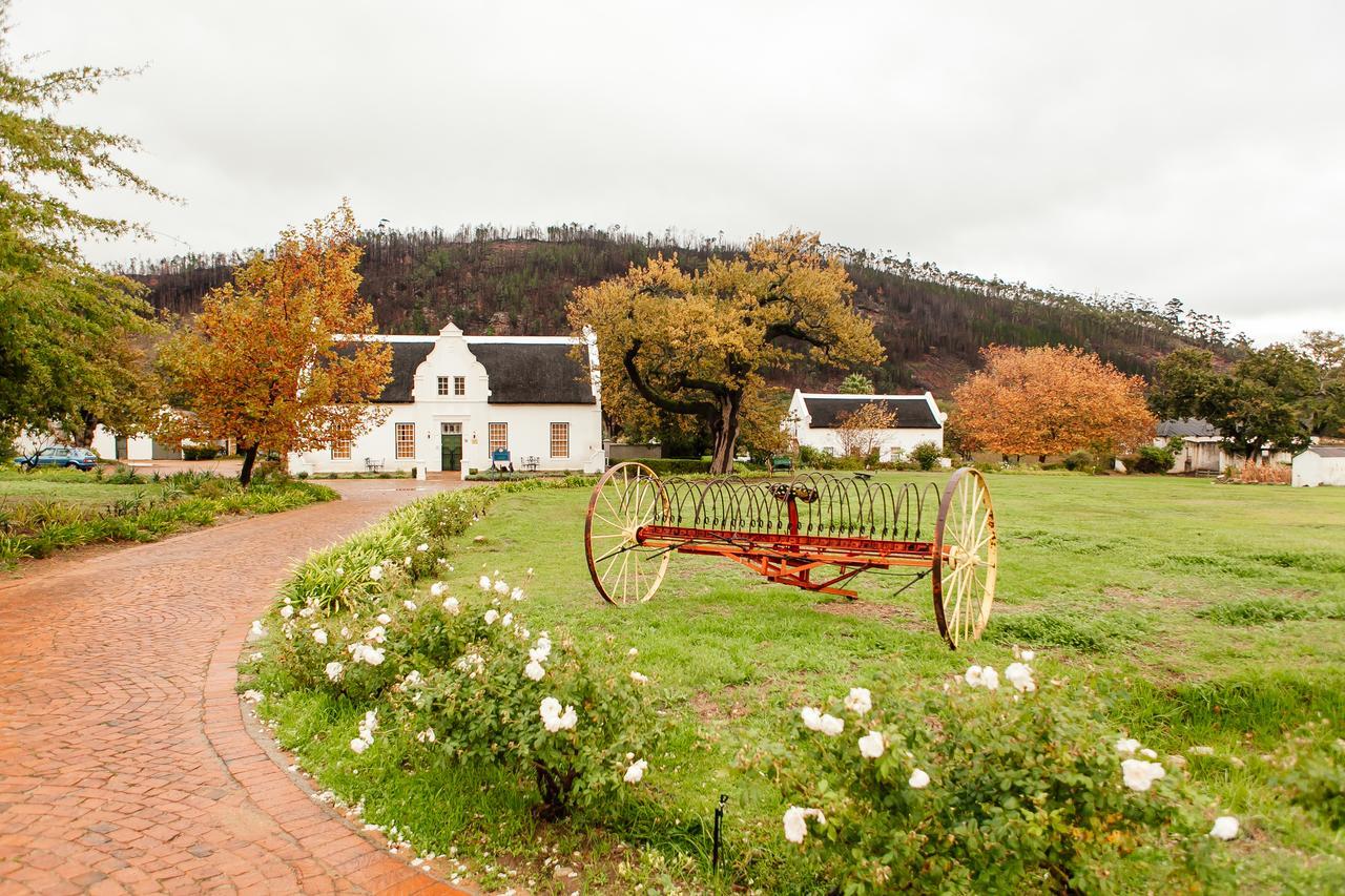 Basse Provence Country House Bed & Breakfast Franschhoek Bagian luar foto