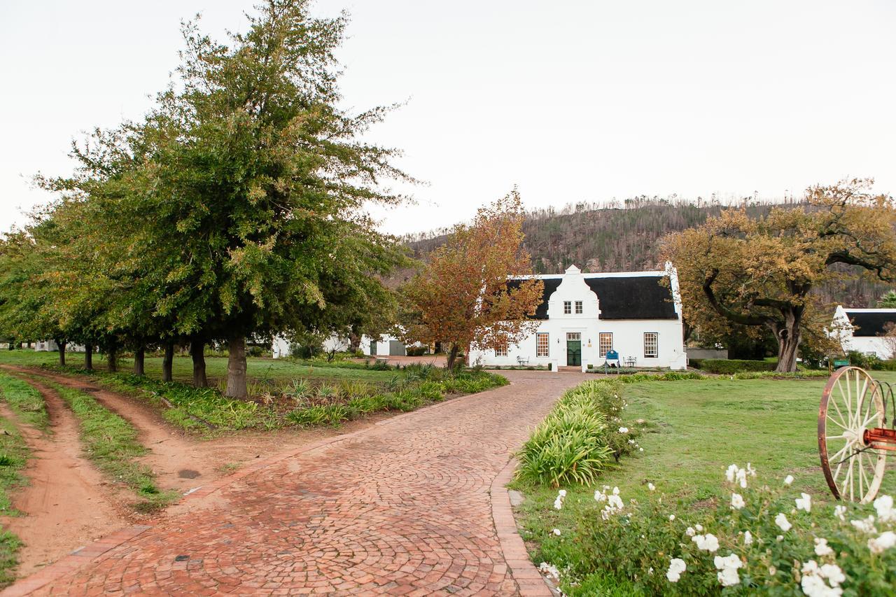 Basse Provence Country House Bed & Breakfast Franschhoek Bagian luar foto