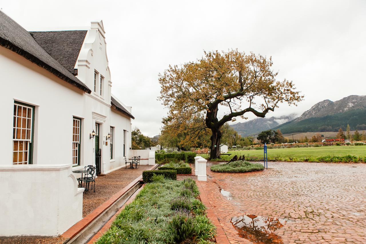 Basse Provence Country House Bed & Breakfast Franschhoek Bagian luar foto